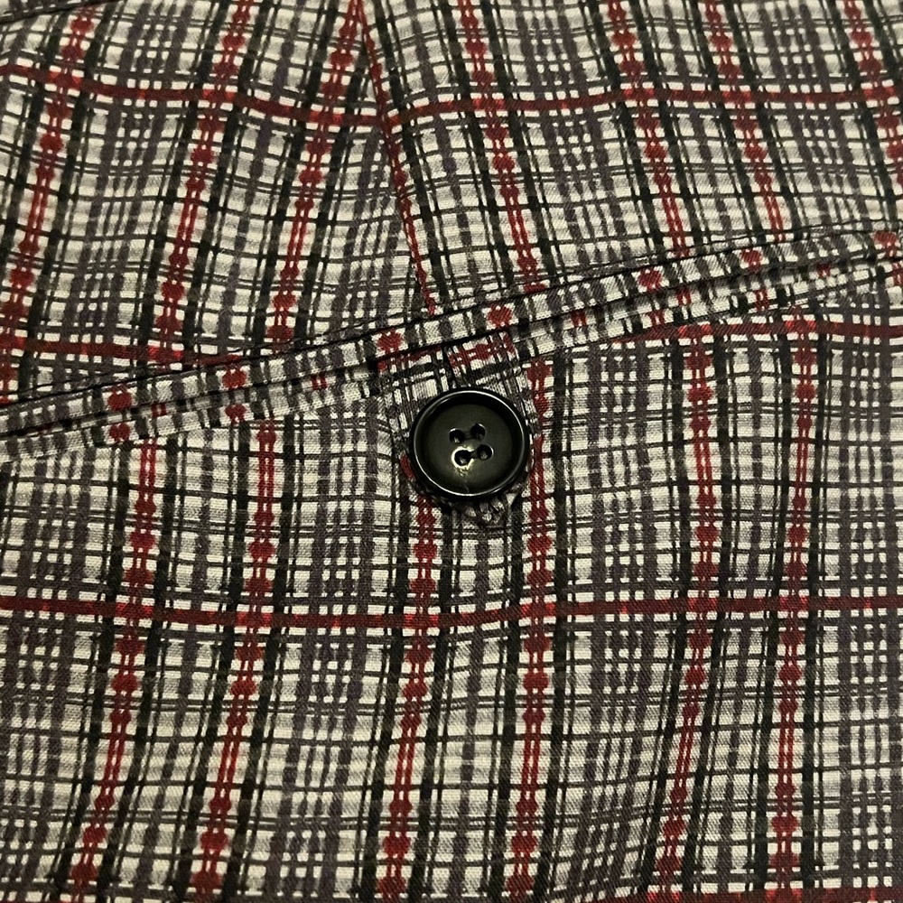 New Prada men’s plaid shorts. - Picture 6 of 8